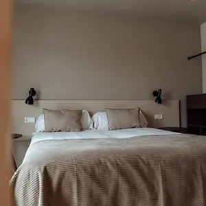 apartaments-la-carpa.catalonia-hotels.com/